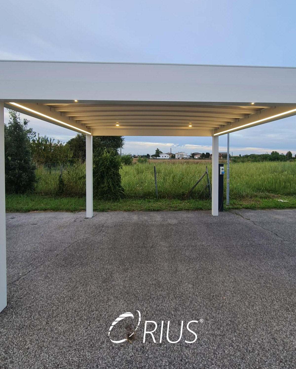 04-aquarius