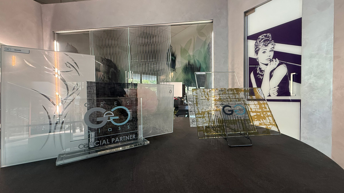 showroom- vetro design